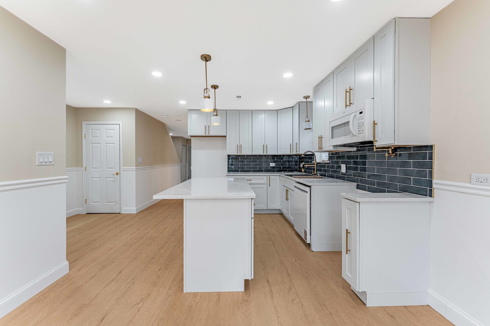 6615 South Normal Boulevard Chicago, IL 60621 - Photo 11 of 33 Gallery Image 11