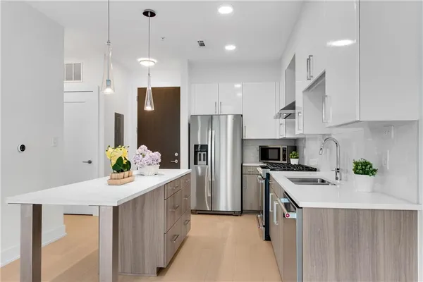 $335,000 | 775 Juniper Street Northeast, Unit 303, Atlanta, GA 30308
