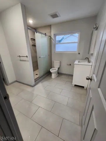 $3,600 | 296 Chadwick Avenue, Newark, NJ 07112