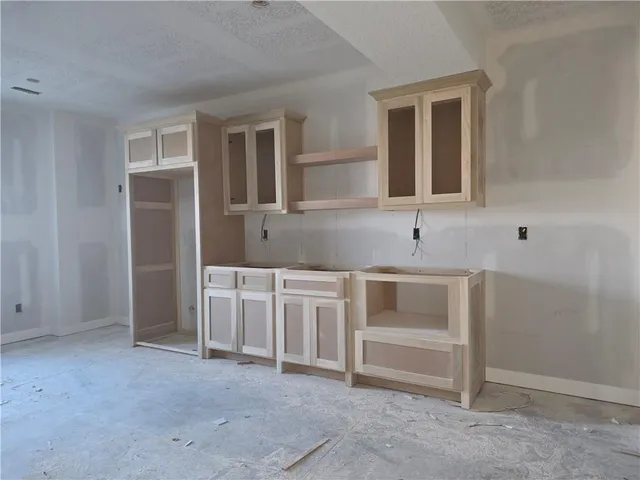 $589,900 | 4551 North 145th Street, Basehor, KS 66007