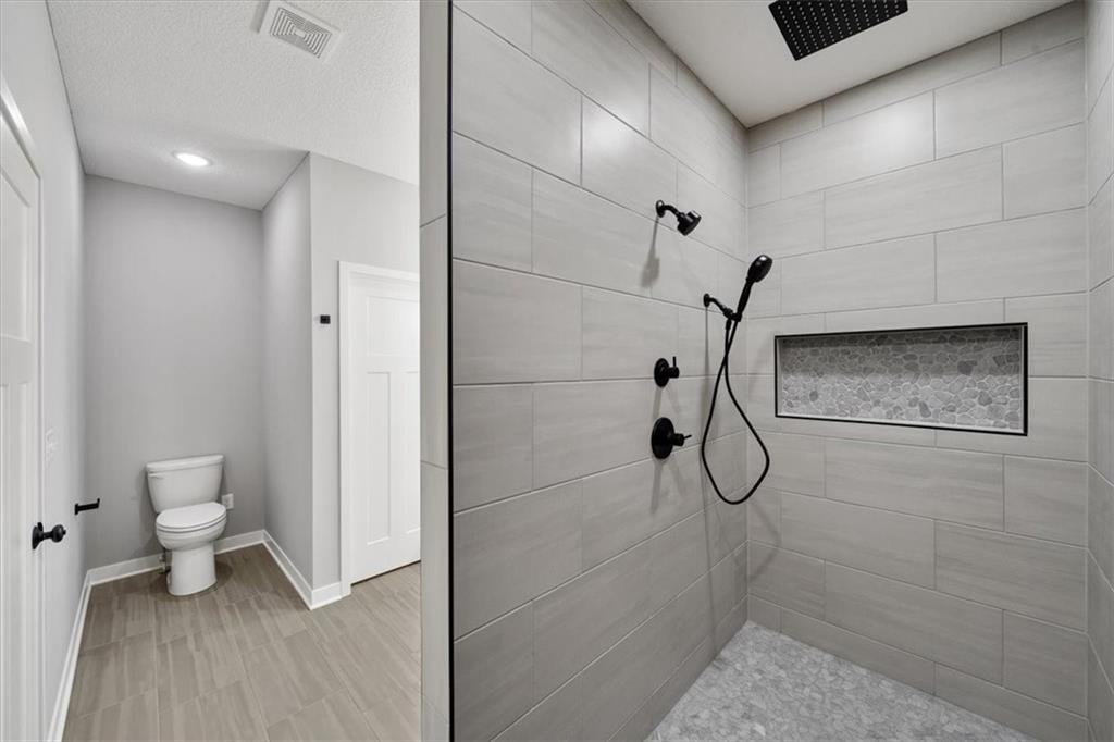 4551 North 145th Street Basehor, KS 66007 - Photo 47 of 75