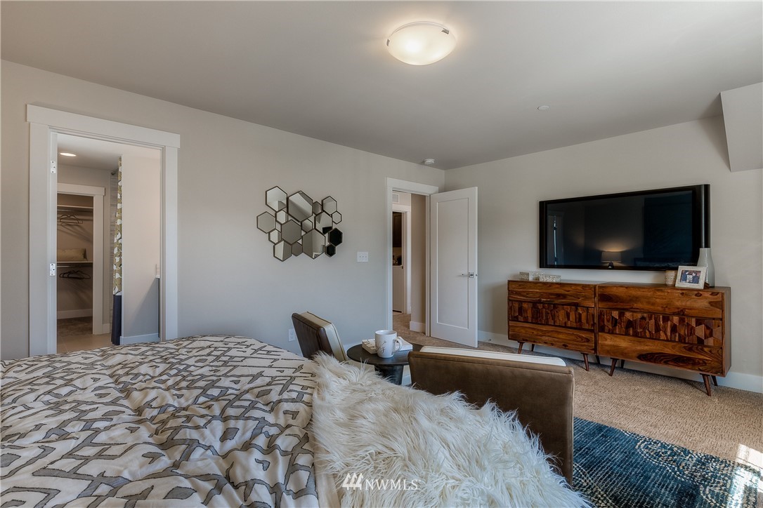 5801 Northeast 7th Place, Unit LOT14 Renton, WA 98059 - Photo 6 of 10