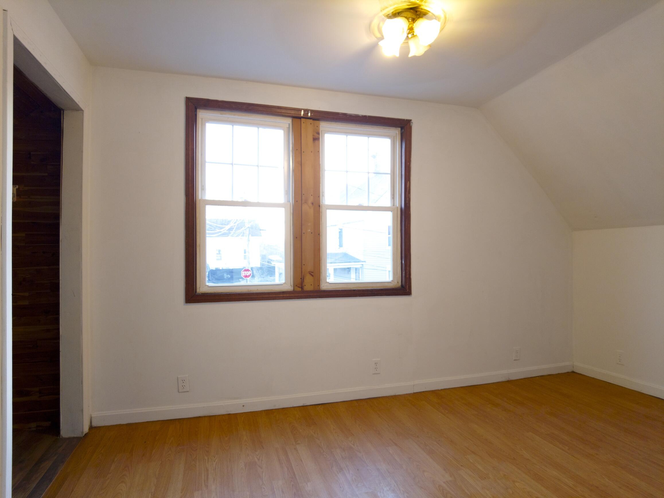 9 Spruce Court Sanford, ME 04073 - Photo 21 of 31 Front Bedroom 1