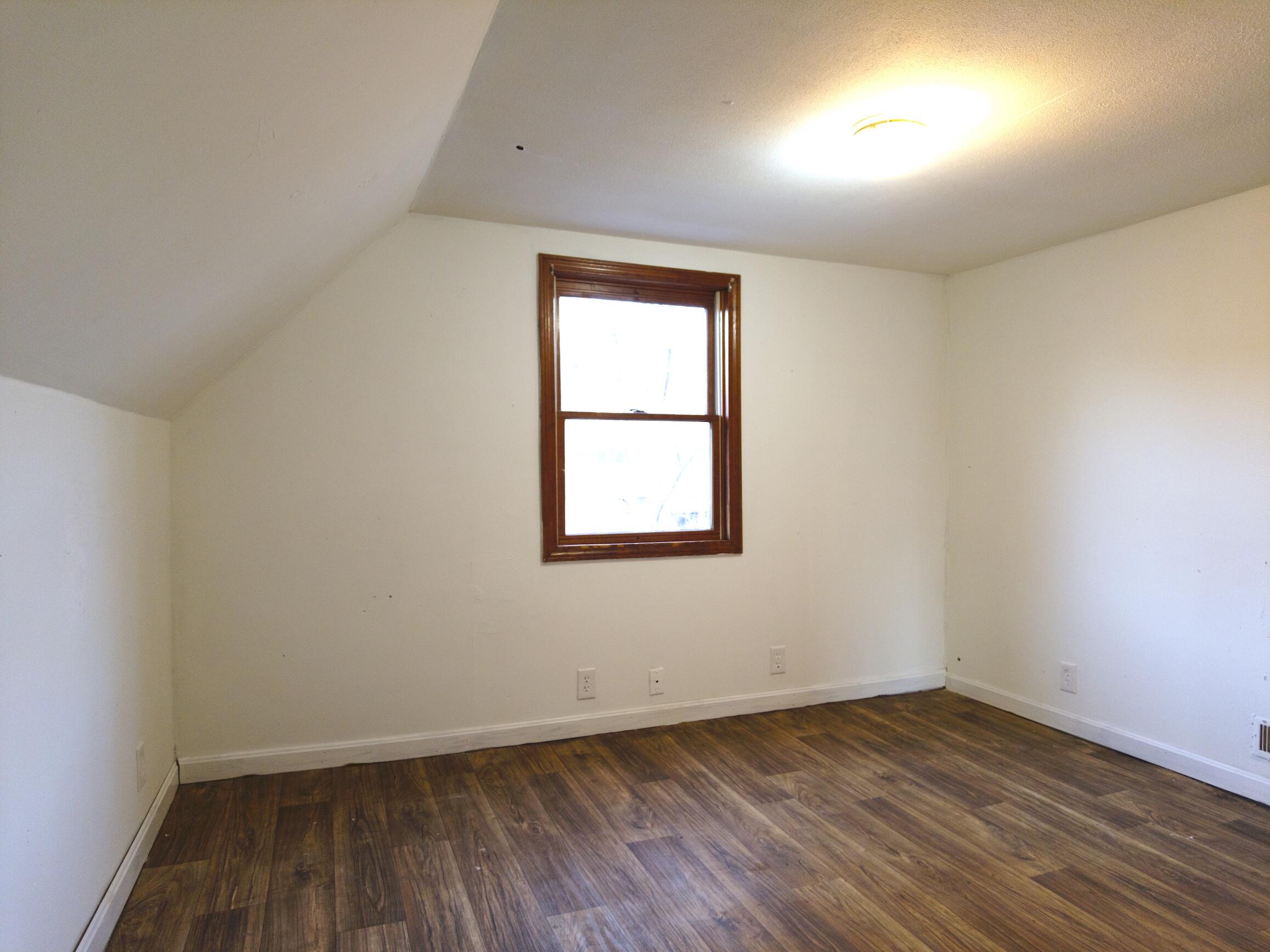 9 Spruce Court Sanford, ME 04073 - Photo 28 of 31 Back Bedroom 3