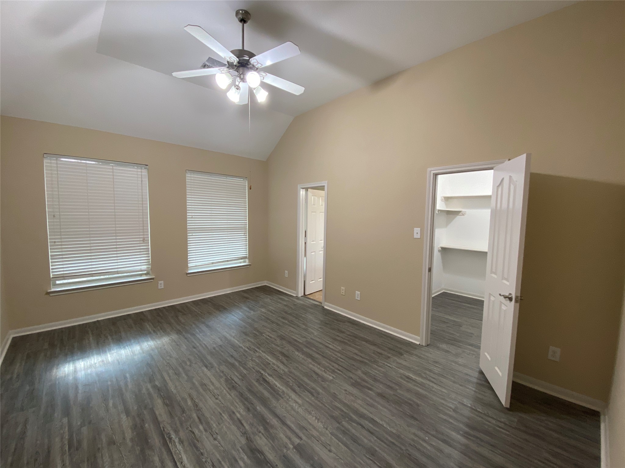 4903 Summer Ridge Drive Conroe, TX 77303 - Photo 13 of 32