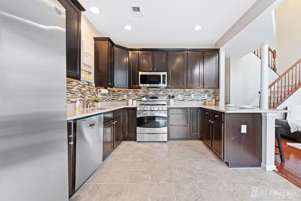 $3,350 | 2456 Canterbury Lane, North Brunswick, NJ 08902