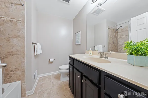 $3,350 | 2456 Canterbury Lane, North Brunswick, NJ 08902