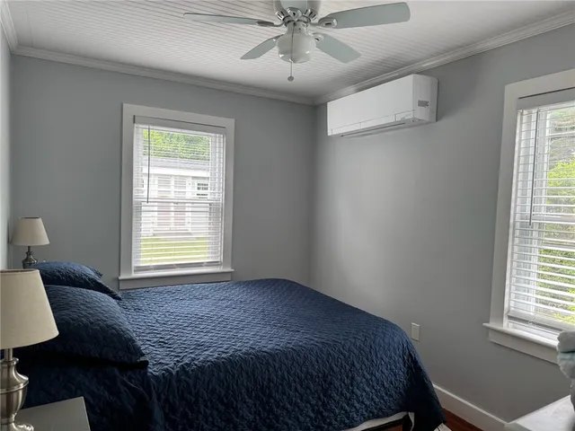 $3,000 | 53 Center Avenue, Middletown, RI 02842