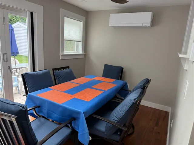 $3,000 | 53 Center Avenue, Middletown, RI 02842