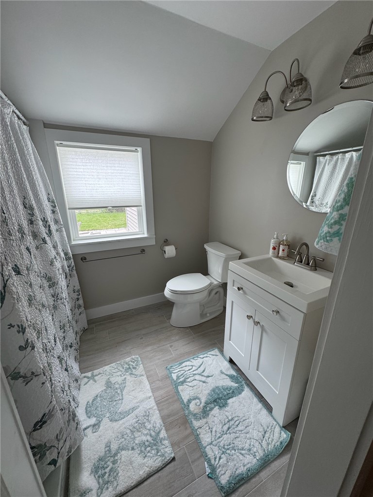 53 Center Avenue Middletown, RI 02842 - Photo 23 of 30