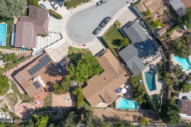 $1,389,000 | 26007 Philrich Circle, Calabasas, CA 91302