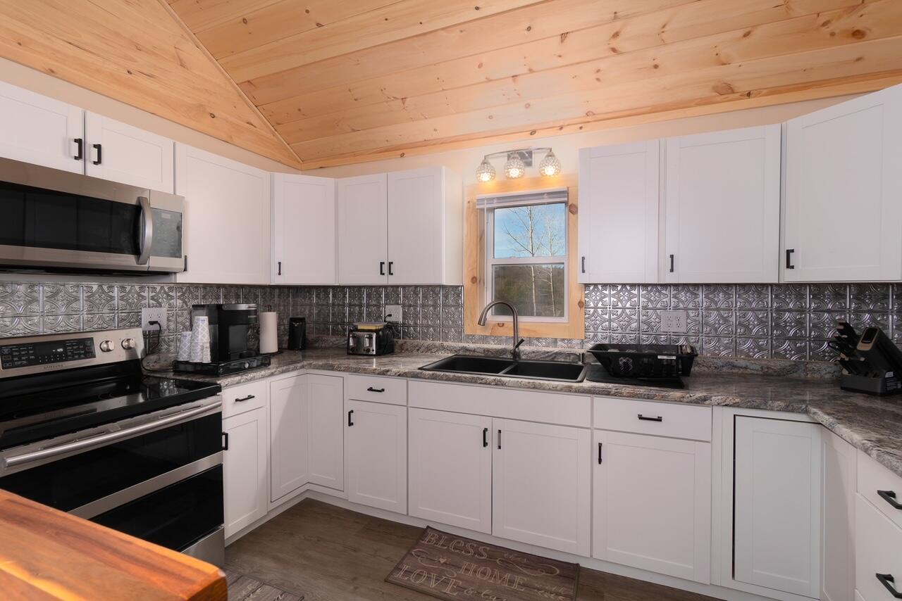 300 Sanders Road Livermore, ME 04253 - Photo 17 of 40 ar706330