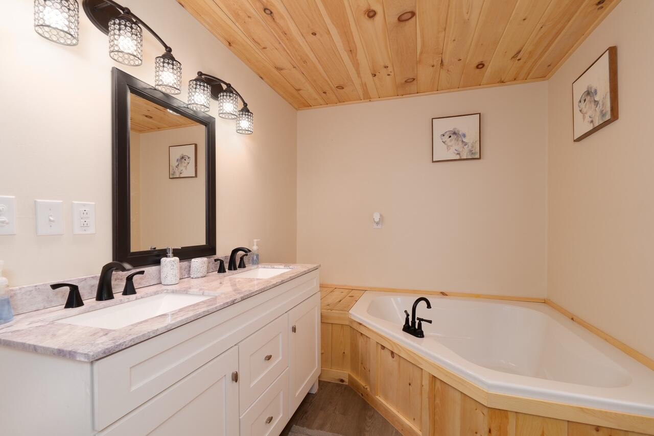 300 Sanders Road Livermore, ME 04253 - Photo 31 of 40 ar706353