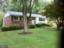 7005 Churchill Road McLean, VA 22101 - Photo 2 of 27 Exterior Front