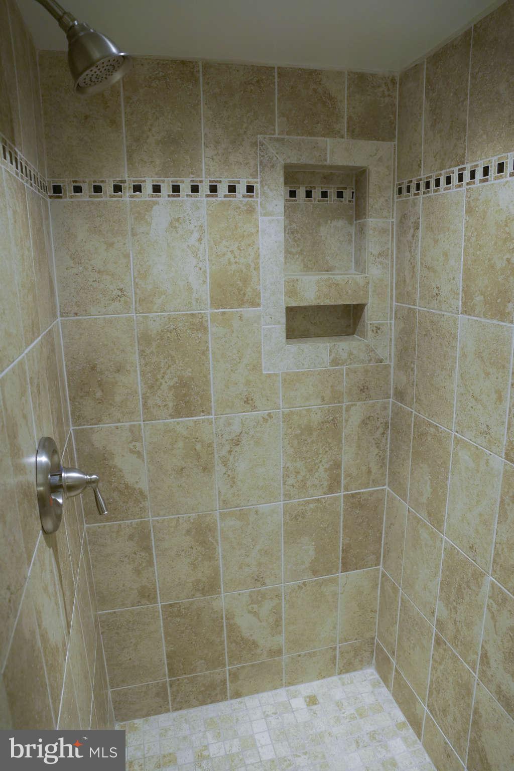 7005 Churchill Road McLean, VA 22101 - Photo 16 of 27 Bath