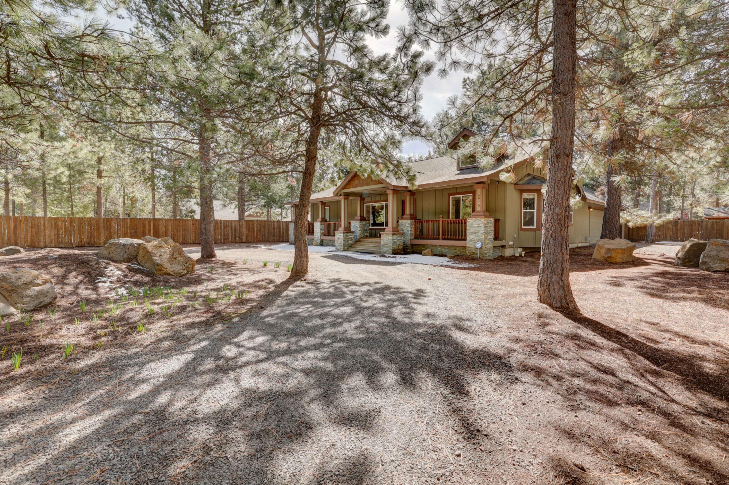 16975 Hermosa Road Bend, OR 97707 - Photo 19 of 27 Hermosa edits-21