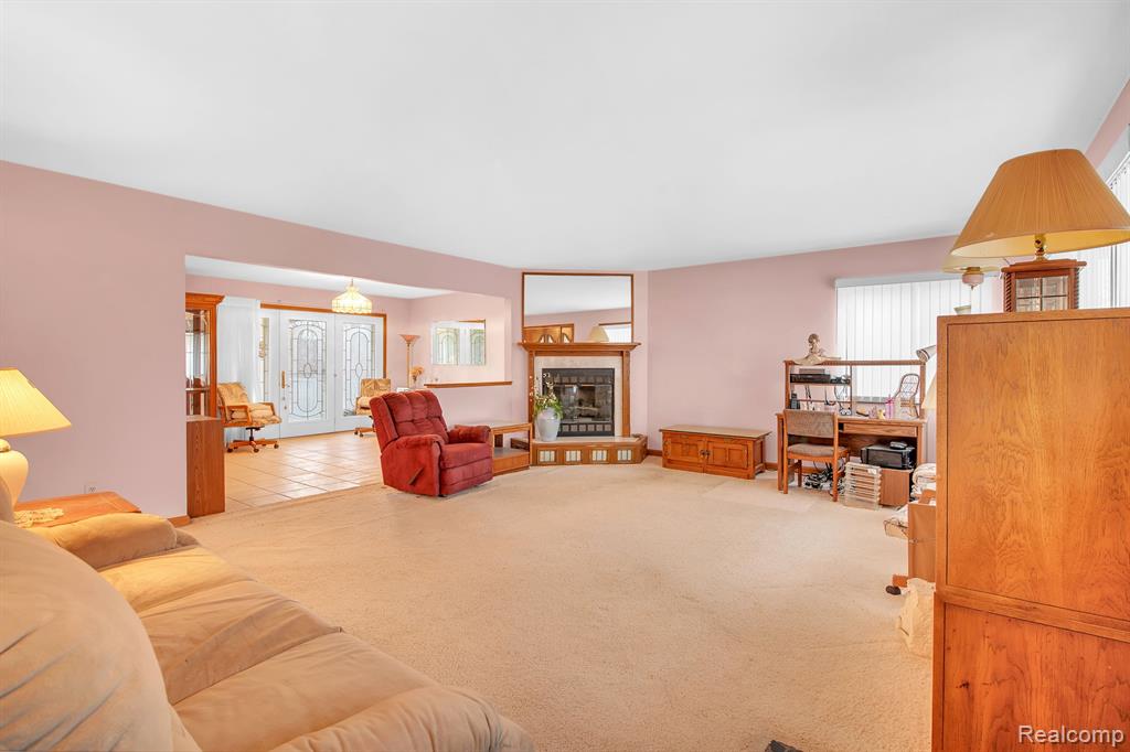 4475 County Line Road Ortonville, MI 48462 - Photo 4 of 20