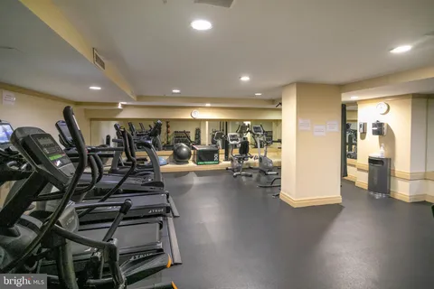 $725,000 | 915 E Street Northwest, Unit 1105, Washington, DC 20004