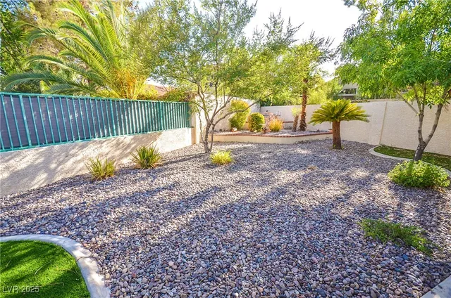 $2,800 | 9725 Hitching Rail Drive, Las Vegas, NV 89117