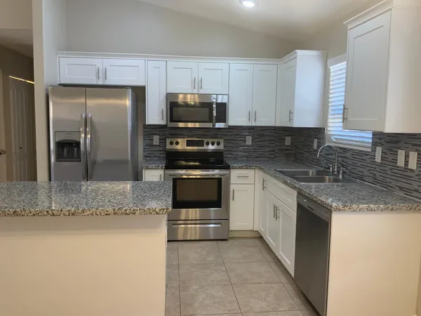 $1,795 | 35551 North Danish Red Trail, San Tan Valley, AZ 85143