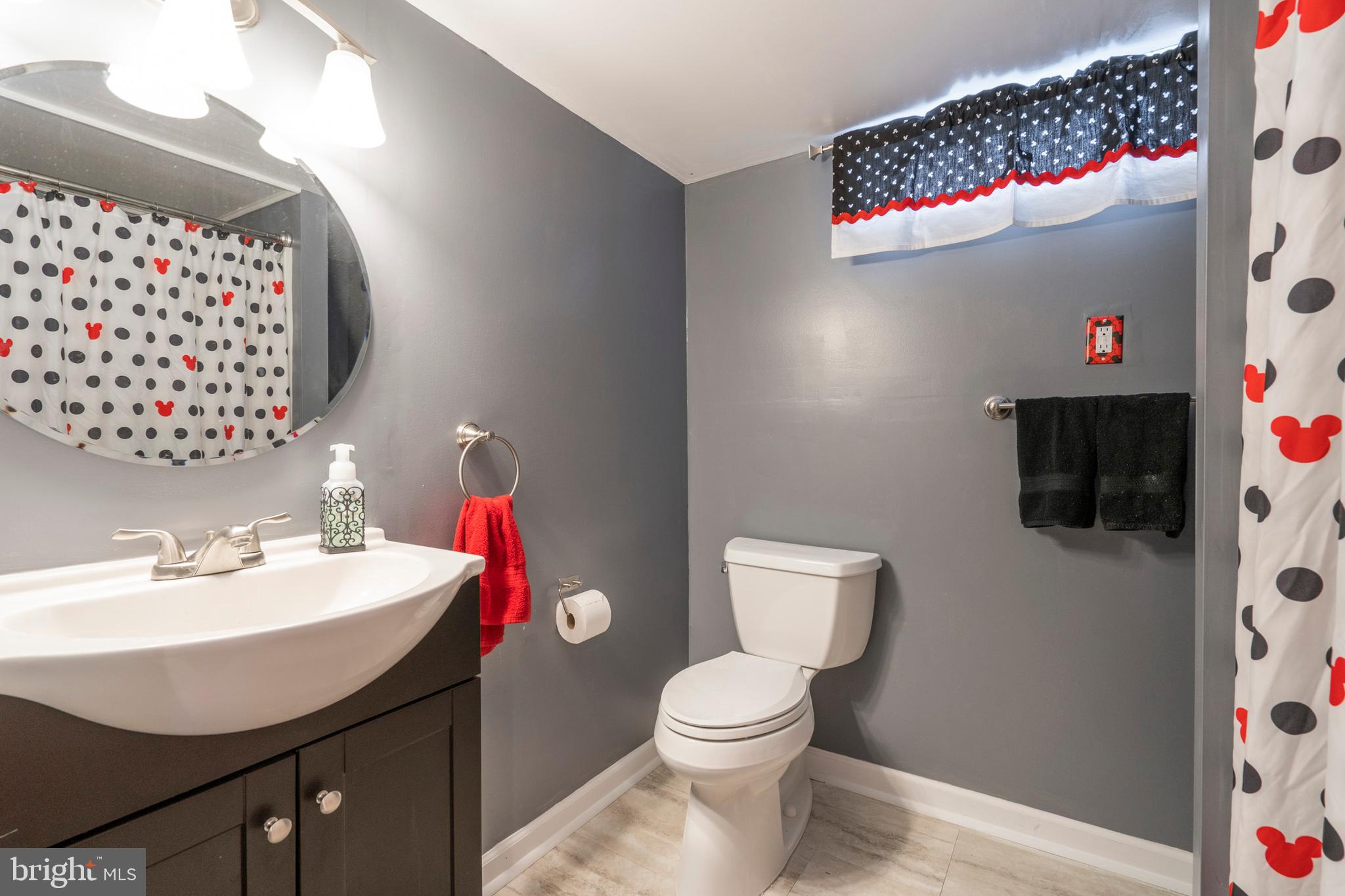 105 Wayne Avenue Springfield, PA 19064 - Photo 47 of 49 Full Bathroom in Basement