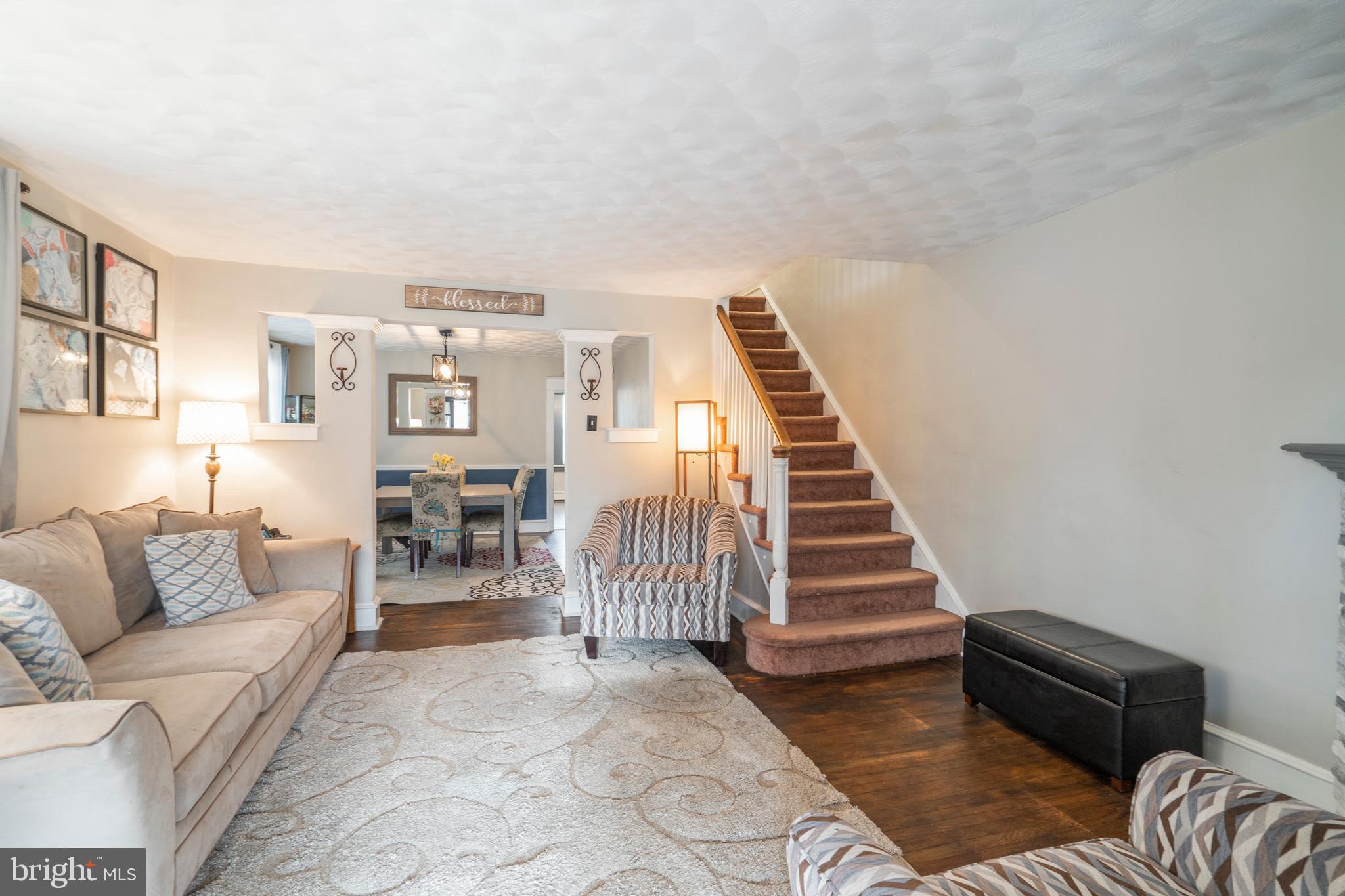 105 Wayne Avenue Springfield, PA 19064 - Photo 7 of 49 Light Filled Living Room