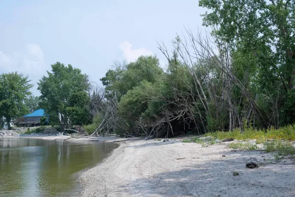 $2,499,000 | 4061 Nicolet Drive, Green Bay, WI 54311