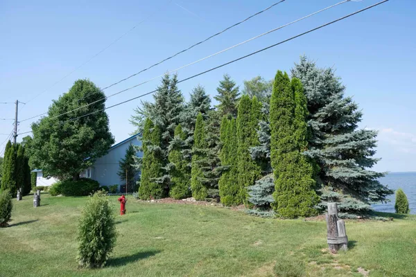$2,499,000 | 4061 Nicolet Drive, Green Bay, WI 54311