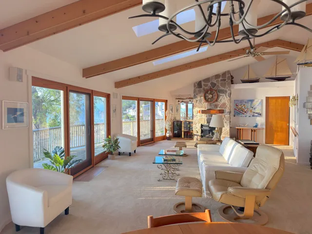 $2,499,000 | 4061 Nicolet Drive, Green Bay, WI 54311