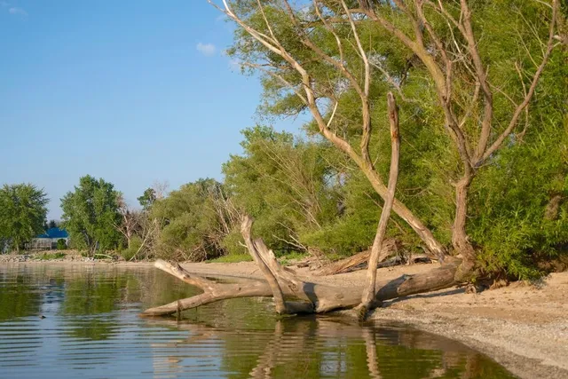 $2,499,000 | 4061 Nicolet Drive, Green Bay, WI 54311