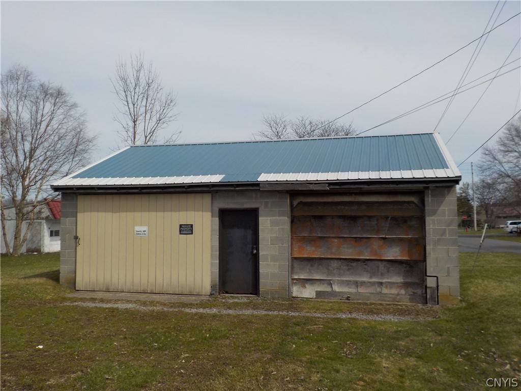 13 Water Street Elbridge, NY 13080 - Photo 2 of 33