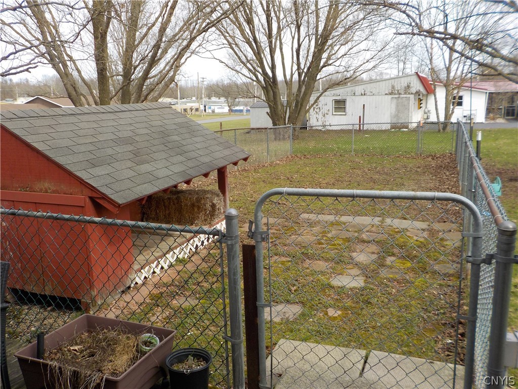 13 Water Street Elbridge, NY 13080 - Photo 26 of 33