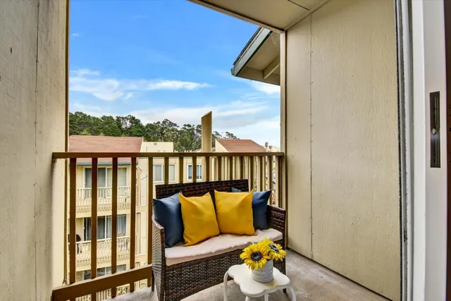 $545,000 | 373 Half Moon Lane, Unit 306, Daly City, CA 94015
