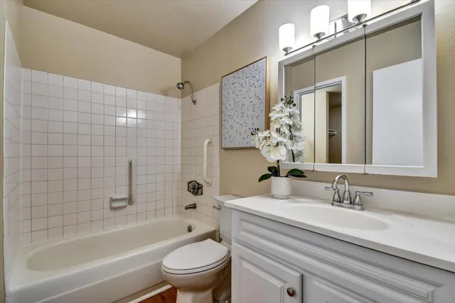 $545,000 | 373 Half Moon Lane, Unit 306, Daly City, CA 94015