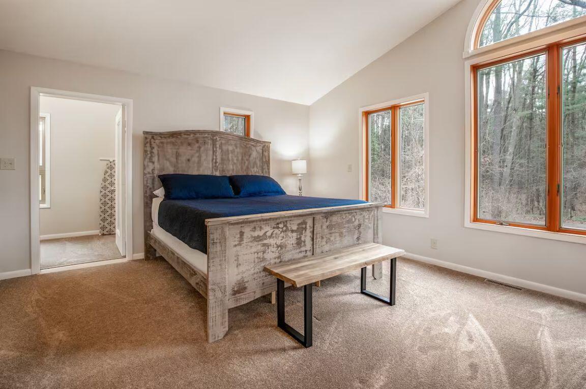 6860 Long Lake Road Berrien Springs, MI 49103 - Photo 18 of 46 21