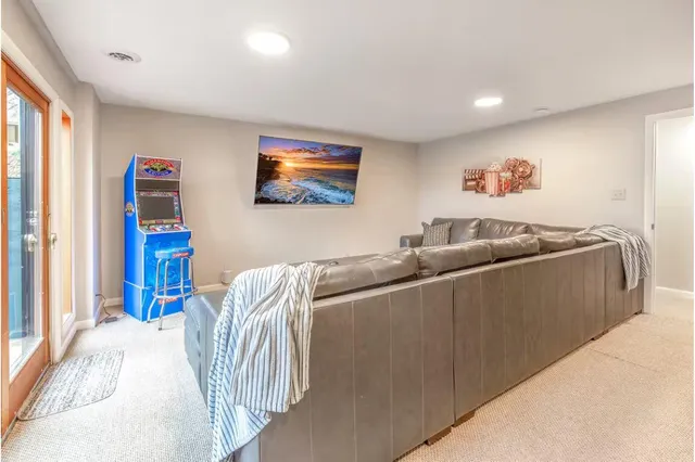 $820,000 | 6860 Long Lake Road, Berrien Springs, MI 49103