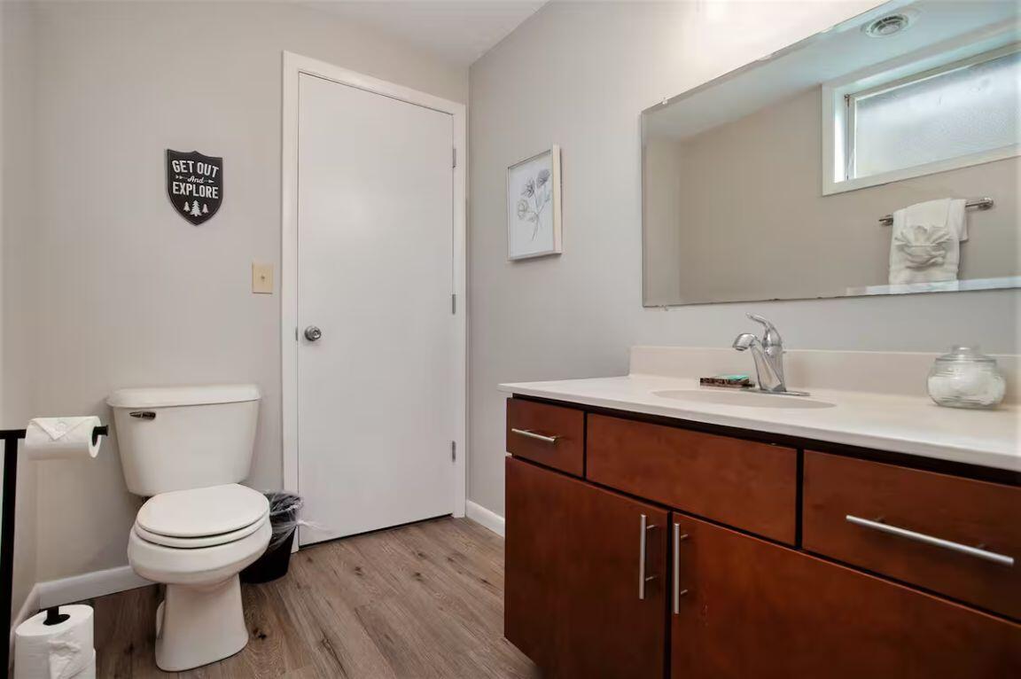 6860 Long Lake Road Berrien Springs, MI 49103 - Photo 33 of 46 32