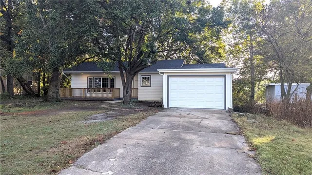 $245,000 | 533 South Crane Street, Independence, MO 64050