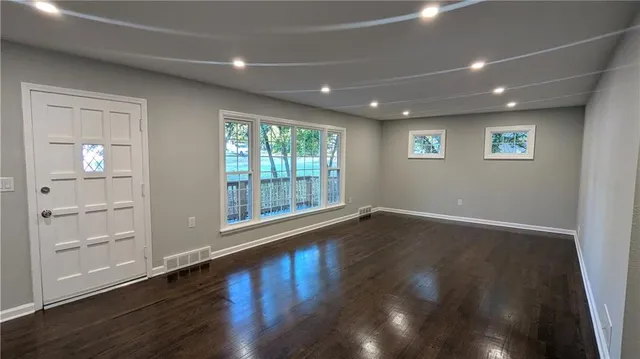 $245,000 | 533 South Crane Street, Independence, MO 64050