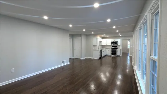 $245,000 | 533 South Crane Street, Independence, MO 64050