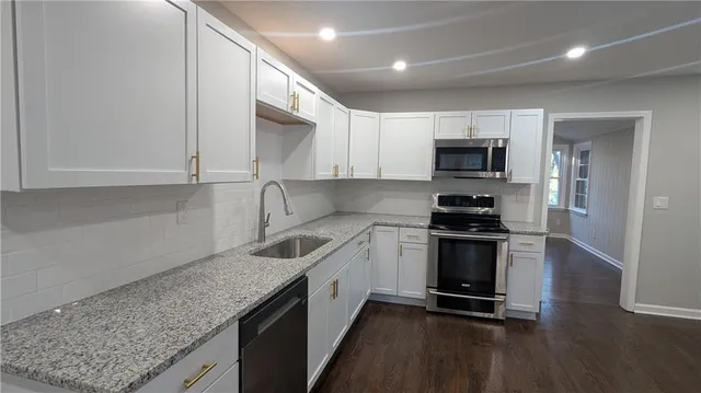 $245,000 | 533 South Crane Street, Independence, MO 64050