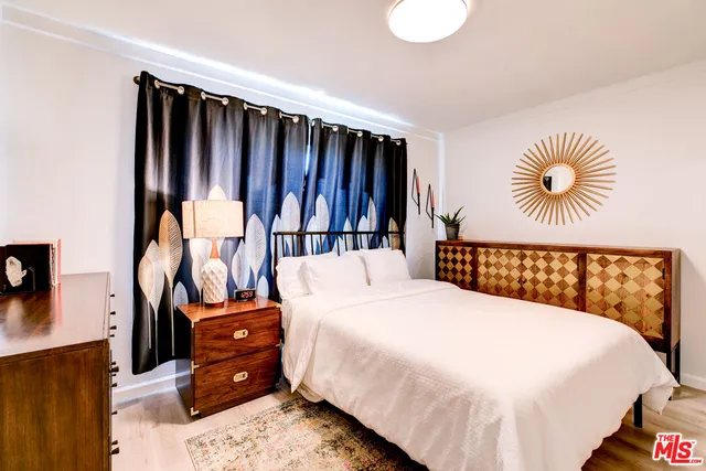 $995,000 | 6122 Satsuma Avenue, North Hollywood, CA 91606