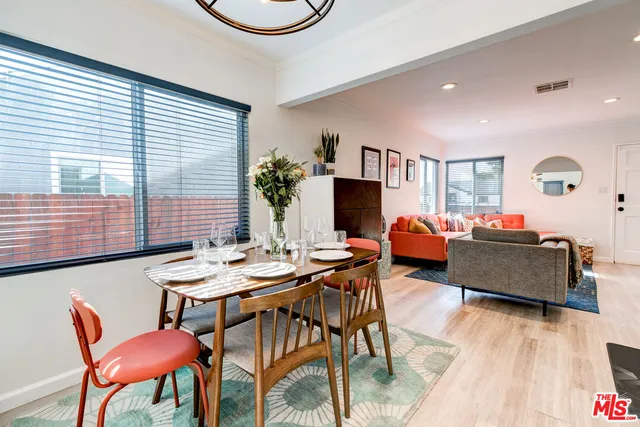 $995,000 | 6122 Satsuma Avenue, North Hollywood, CA 91606