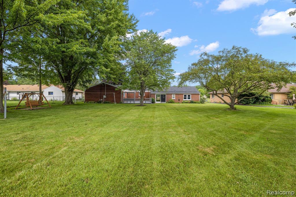 2910 Walbridge Road Rochester Hills, MI 48307 - Photo 36 of 38