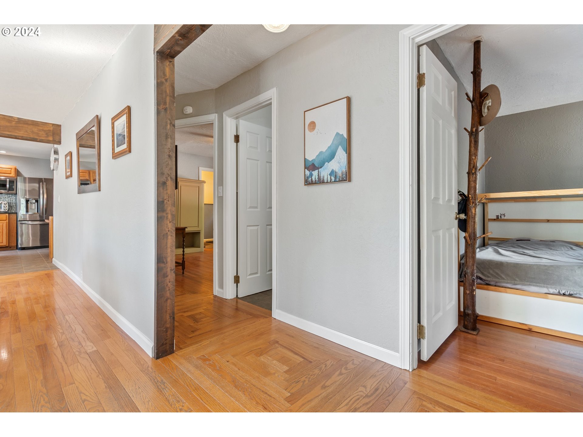 450 Frank Johns Road Stevenson, WA 98648 - Photo 18 of 36 a view interior of the house and wooden floor