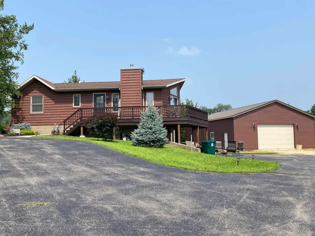 $349,900 | 12-199 Willow Court, Lake Carroll, IL 61046