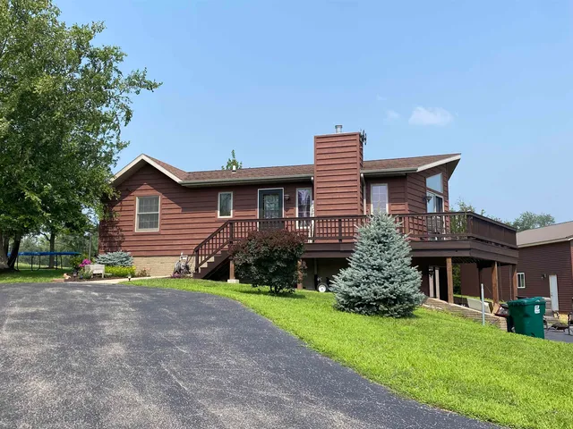 $349,900 | 12-199 Willow Court, Lake Carroll, IL 61046