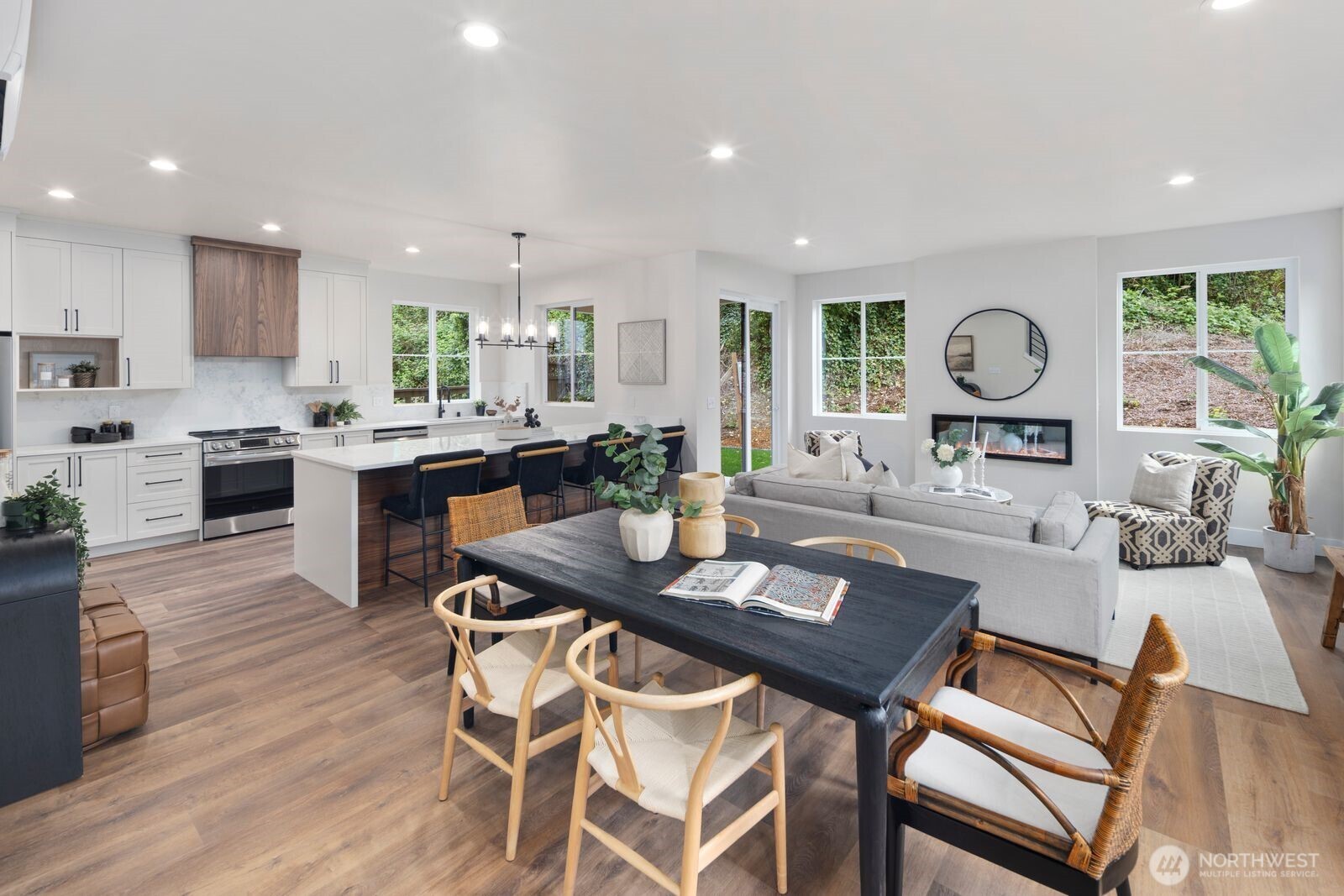 9434 Olson Place Southwest Seattle, WA 98106 - Photo 4 of 37