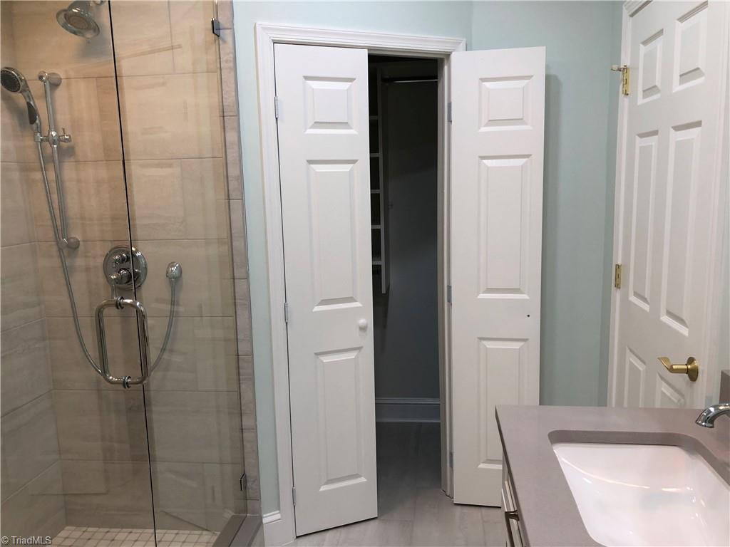 1209 Stadler Ridge Road Winston-Salem, NC 27106 - Photo 23 of 28 Master bath