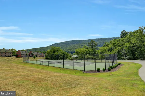 $279,000 | 13842 Trailside Lane, Unit 25, Mercersburg, PA 17236